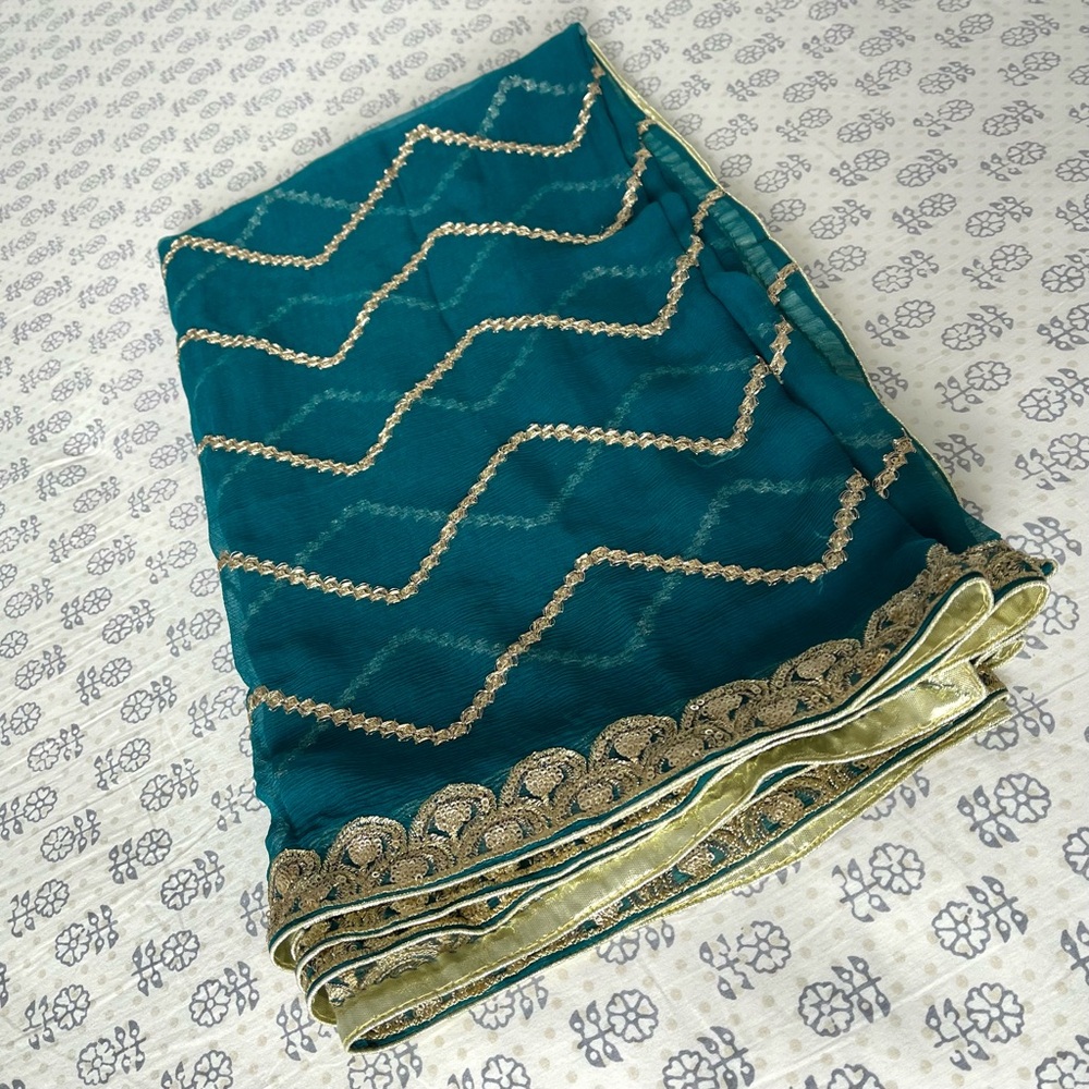 Sequin Embellished Chiffon Dupatta/Scarf - Picture 3 of 12